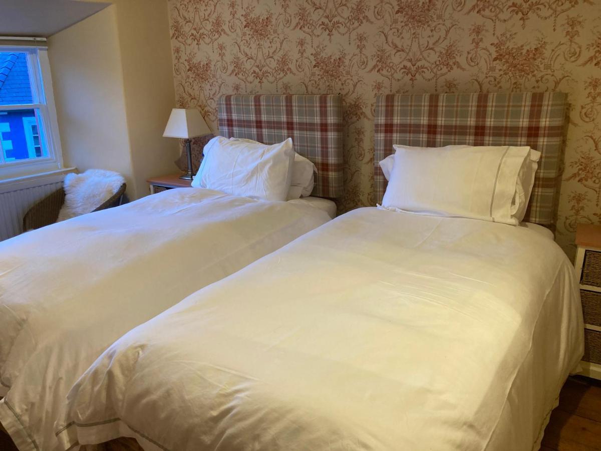 לאנדוברי The Drovers Bed And Breakfast מראה חיצוני תמונה